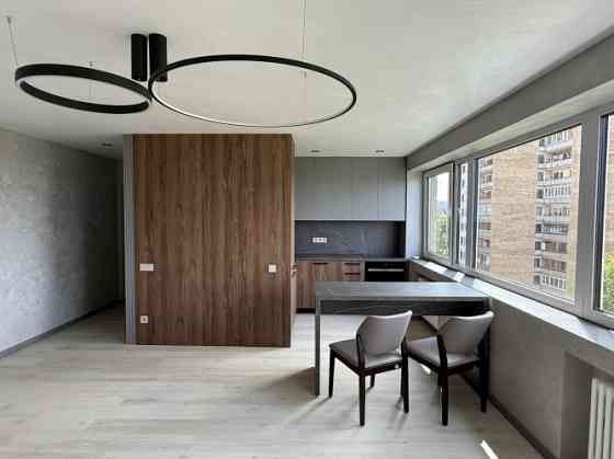 Продаётся полностью отремонтированная квартира с балконом!  Квартира готова Rīga