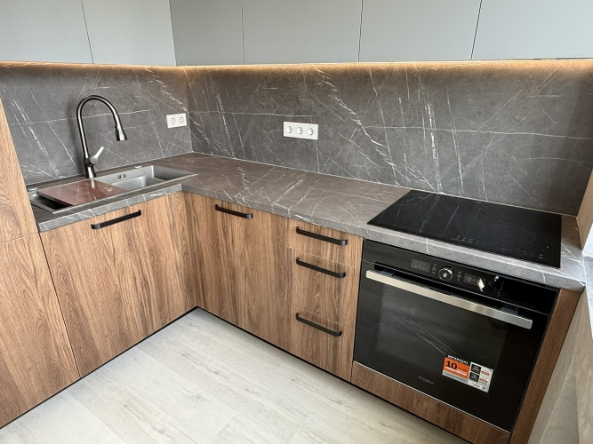 Продаётся полностью отремонтированная квартира с балконом!  Квартира готова Рига - изображение 3