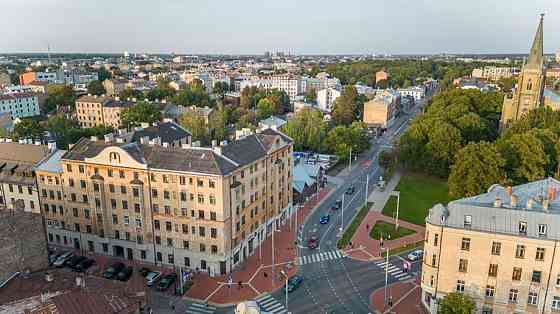 Pārdod trīs vienistabas dzīvokļus Rīgā, Grīziņkalna rajonā, Lienes ielā 9 (2. stāvs).
Dzīvokļi ir li Rīga