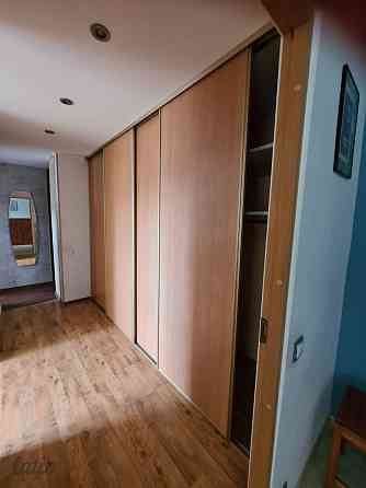 Izīrē gaišu un mājīgu 2 istabu dzīvokli renovētā mājā
Izīrē gaišu, mājīgu un pilnībā mēbelētu 2 ista Рига