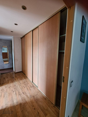 Izīrē gaišu un mājīgu 2 istabu dzīvokli renovētā mājā
Izīrē gaišu, mājīgu un Rīga - foto 5