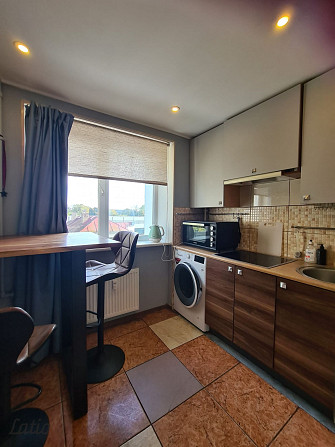 Izīrē gaišu un mājīgu 2 istabu dzīvokli renovētā mājā
Izīrē gaišu, mājīgu un Rīga - foto 1