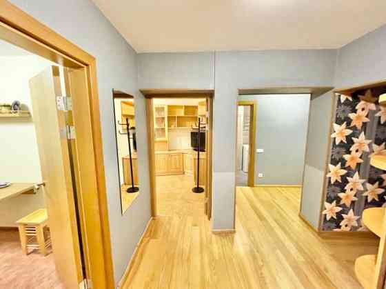 Продаётся просторная и полностью оборудованная квартира с долей в праве Рига