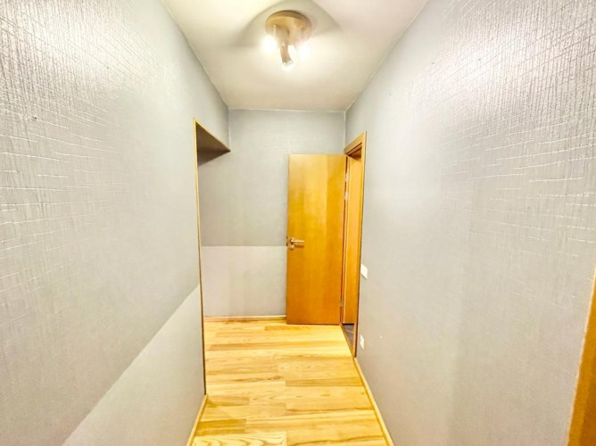 Продаётся просторная и полностью оборудованная квартира с долей в праве Рига - изображение 2