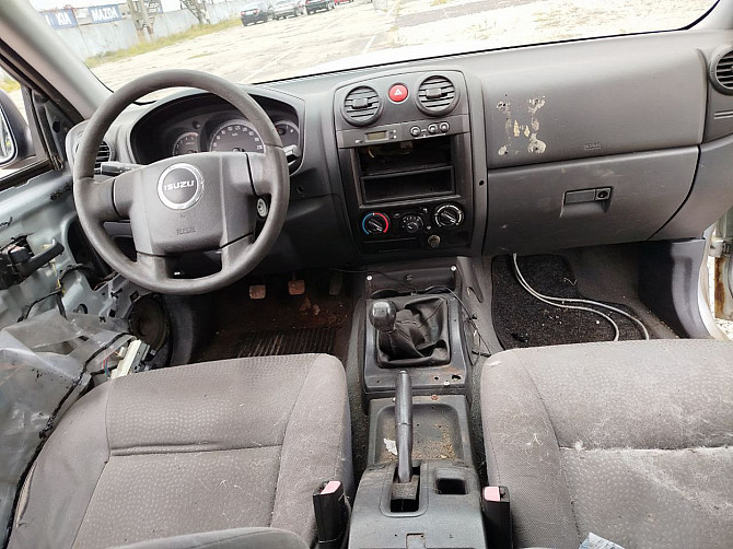Isuzu D-Max Pickup 4x4 2.5 TD 100kW Таллин - изображение 5