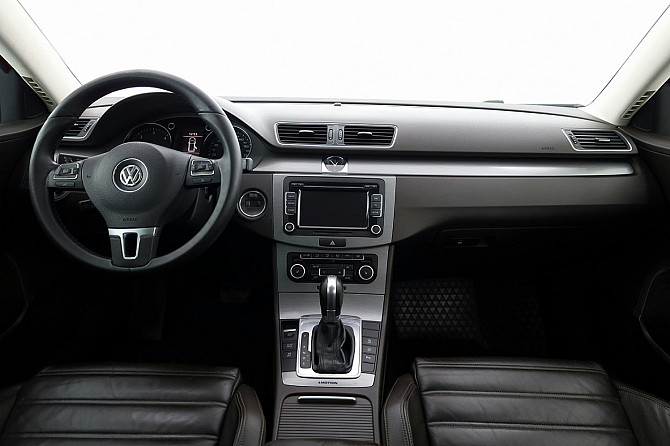 Volkswagen Passat Highline 4Motion 4x4 ATM 2.0 TDI 125kW Tallina - foto 5