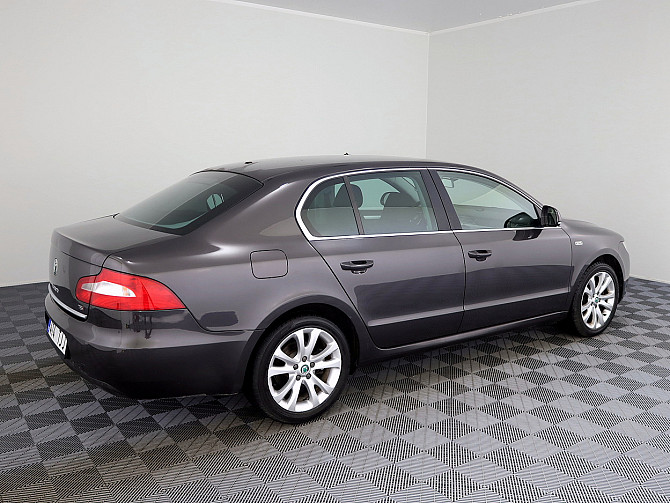 Skoda Superb Family ATM 1.8 118kW Tallina - foto 3