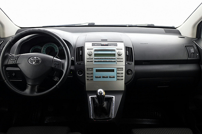 Toyota Corolla Verso Linea Sol Facelift 2.2 D-4D 100kW Tallina - foto 5