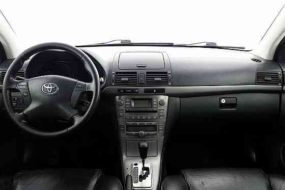 Toyota Avensis Luxury Facelift ATM 2.0 108kW Tallina