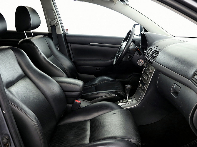 Toyota Avensis Luxury Facelift ATM 2.0 108kW Tallina - foto 6