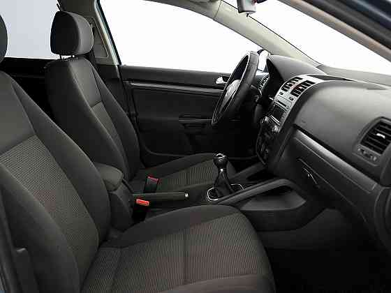 Volkswagen Jetta Comfortline 1.6 75kW Tallina