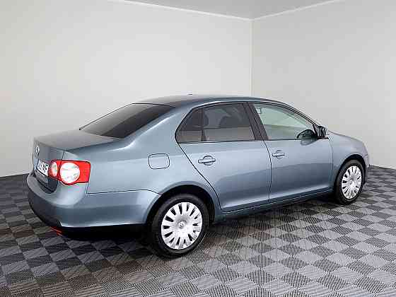Volkswagen Jetta Comfortline 1.6 75kW Tallina