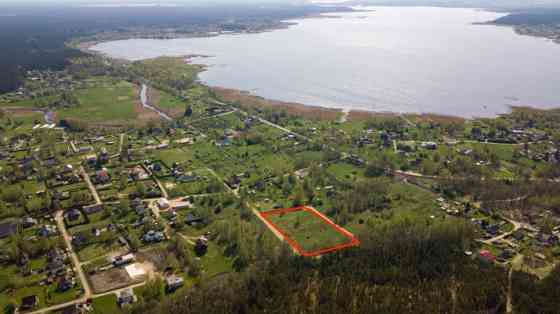 Land plot in Trīsciems  designated for detached house development (DzS1).  Permitted uses: Construct Рига