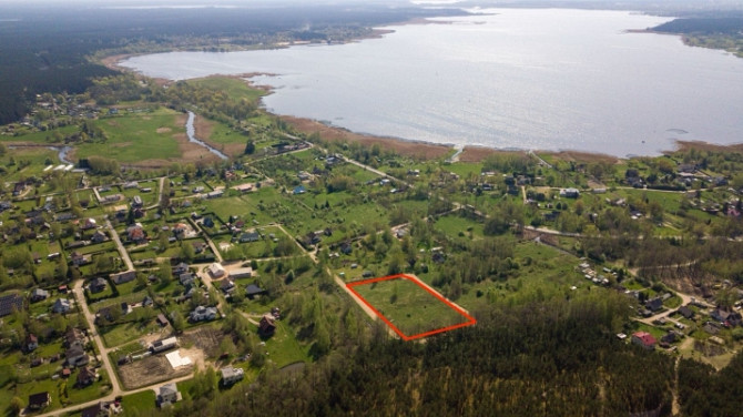 Land plot in Trīsciems  designated for detached house development (DzS1).  Permitted uses: Construct Рига - изображение 1