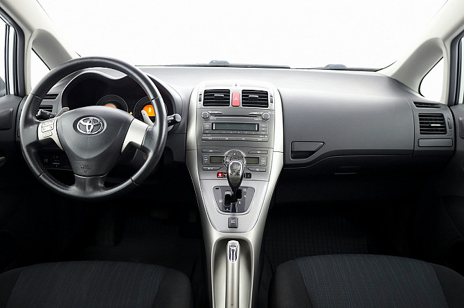 Toyota Auris Linea Sol LPG ATM 1.6 91kW Таллин - изображение 5