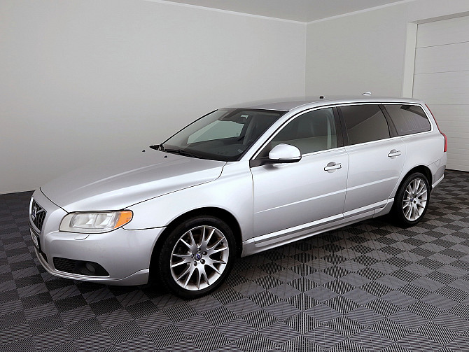 Volvo V70 Summum Facelift ATM 2.0 D4 100kW Таллин - изображение 2