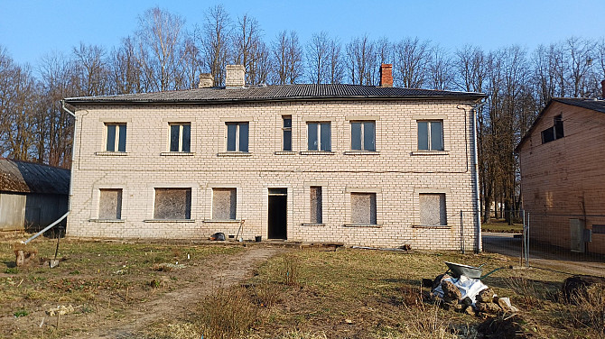 Tiek pārdota privāta dzīvojamā māja pašā Neretas pagasta centrā, gleznainā Latvijas vietā pēc... Cits - foto 1