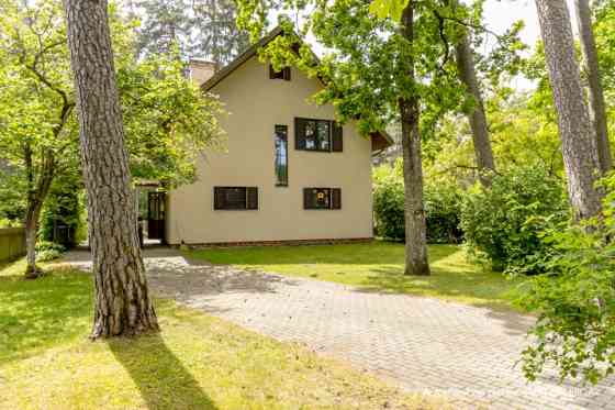 For rent a 2-storey house in Jurmala with a well-kept area and a garden.  100 m to the swimming plac Jūrmala