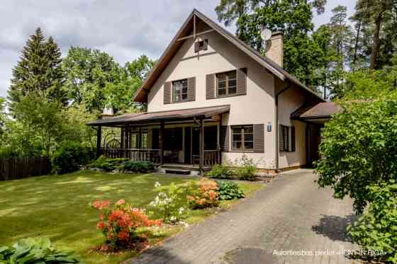For rent a 2-storey house in Jurmala with a well-kept area and a garden.  100 m to the swimming plac Jūrmala