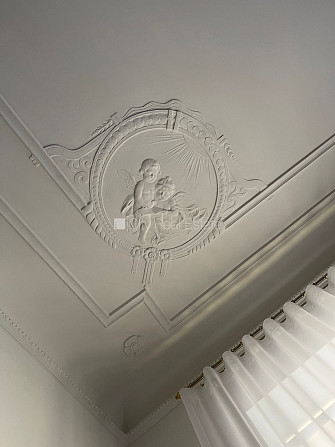 Фасадный дом, реновированный дом, место для машины, вход с улицы и со двора, окна Рига - изображение 19