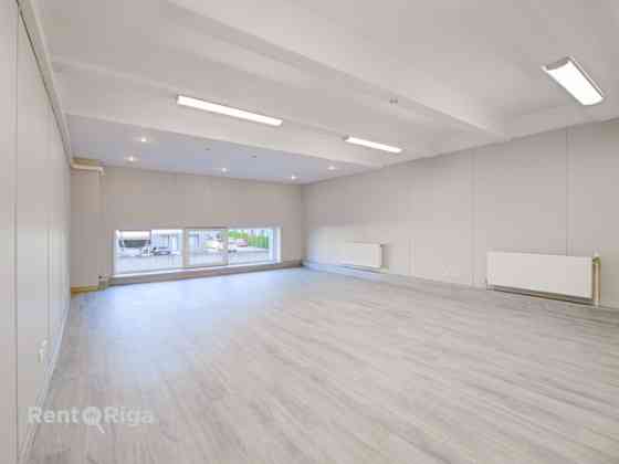 СДАЁТСЯ ОФИС В "KRASTA BIROJI", УЛ. МАЗА КРАСТА 83, РИГА  Офисное помещение площадью 51.6 м в Rīga
