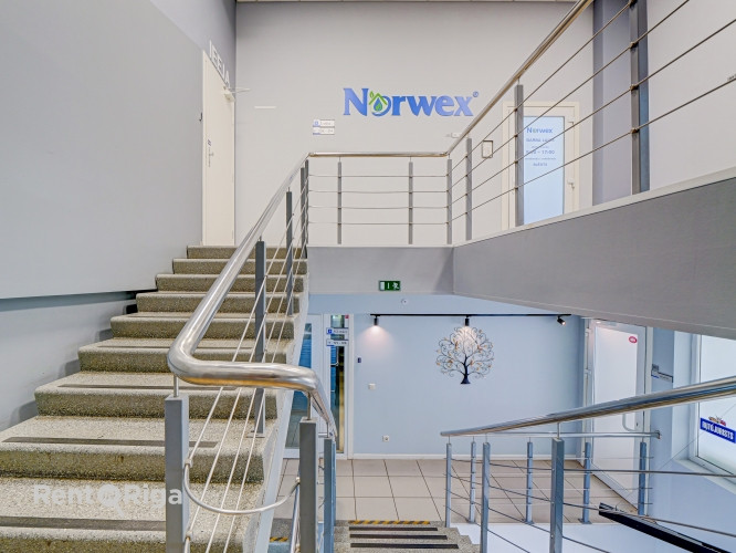 СДАЁТСЯ ОФИС В "KRASTA BIROJI", УЛ. МАЗА КРАСТА 83, РИГА  Офисное помещение площадью 20 м в Рига - изображение 4