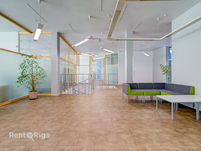СДАЁТСЯ ОФИС В "NERETAS BIROJI", УЛ. НЕРЕТАС 2K1-107, РИГА  Офисное помещение площадью 33,5 м в Рига - изображение 5