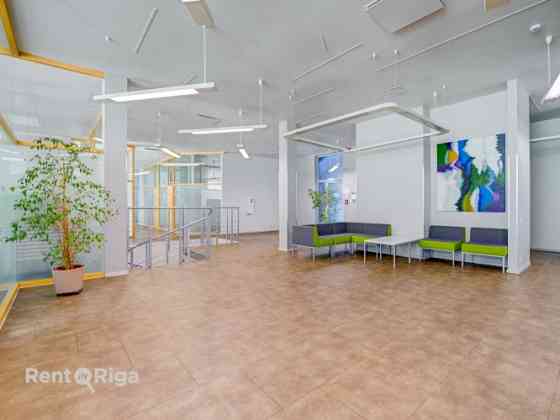 СДАЁТСЯ ОФИС В "NERETAS BIROJI", УЛ. НЕРЕТАС 2K1-107, РИГА  Офисное помещение площадью 14.4 м в Рига