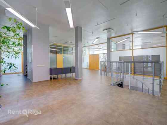 СДАЁТСЯ ОФИС В "NERETAS BIROJI", УЛ. НЕРЕТАС 2K1-107, РИГА  Офисное помещение площадью 25 м в Рига