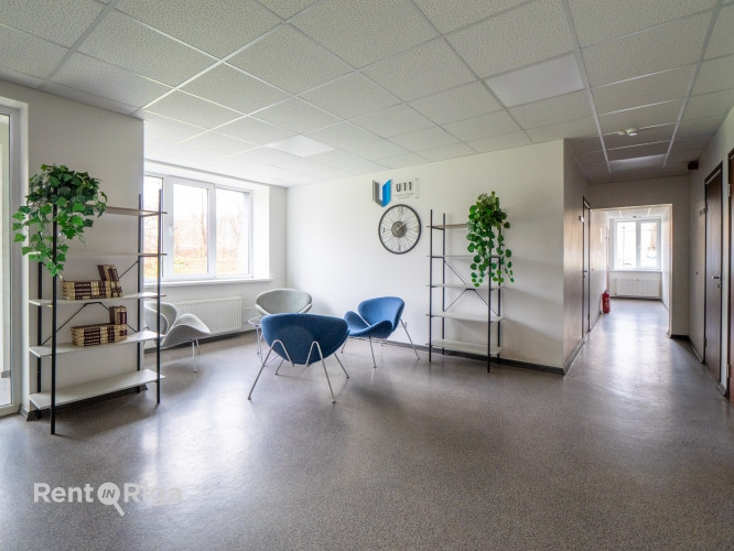 Izīrē nelielu biroju ēkas kabinetu Iļģuciemā. Pieejami dažāda veida un platību kabineti. Rīga - foto 12