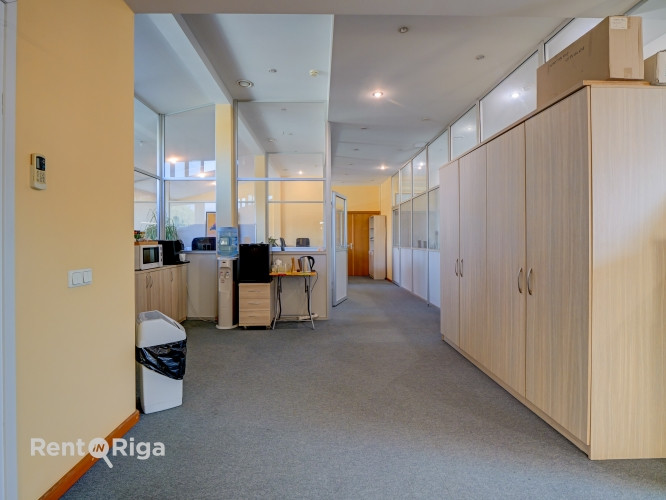 Офисные помещения с идеальным расположением и удобным подъездом  перед мостом Рига - изображение 19