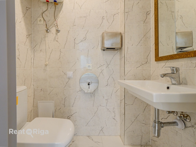 Jaunas, plašas un modernas telpas Klusajā centrā  Piedāvājam nomai mūsdienīgas un stilīgas Rīga - foto 7