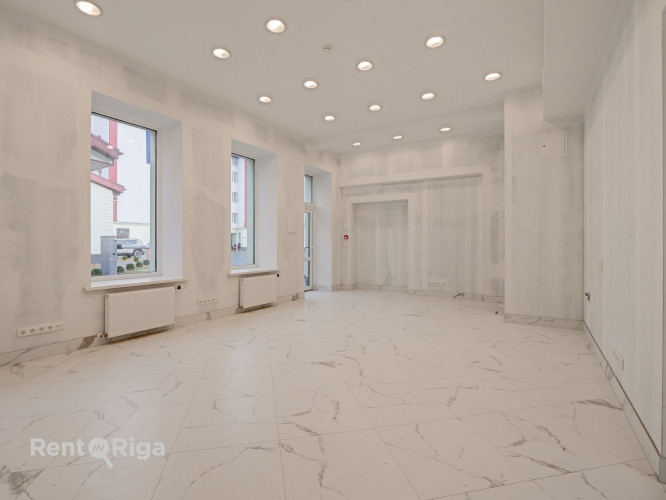 Jaunas, plašas un modernas telpas Klusajā centrā.  Piedāvājam nomai mūsdienīgas un stilīgas Rīga - foto 1