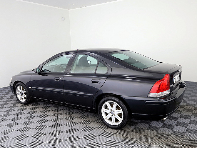 Volvo S60 Summum Facelift ATM 2.4 D5 136kW Таллин - изображение 4