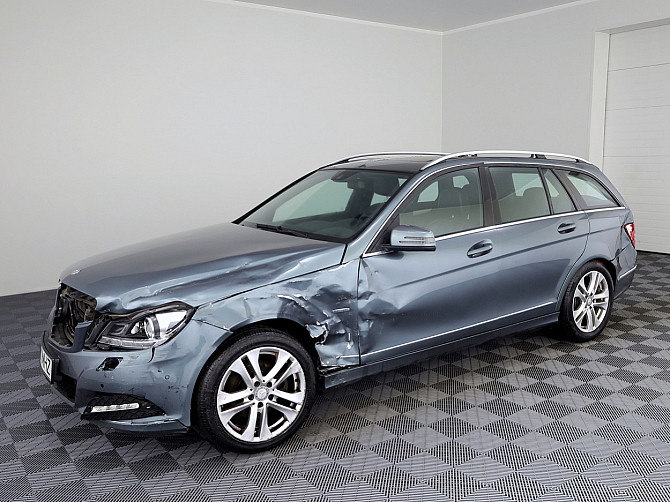 Mercedes-Benz C 250 Avantgarde Facelift ATM 1.8 150kW Таллин - изображение 2