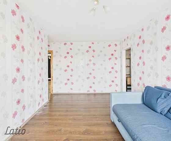 Pārdod 3-istabu dzīvokli Ķengaragā.
Tiek piedāvāts mājīgs un gaišs dzīvoklis ar pārdomātu plānojumu, Rīga