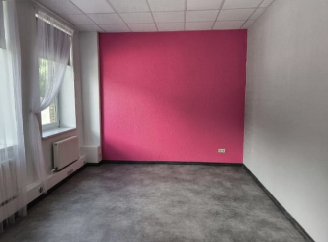 Birojs Torņakalnā  + Plānojums: viena telpa. + Koplietošanas WC. + Teritorija apsargāta 24/7. + Vide Рига - изображение 2