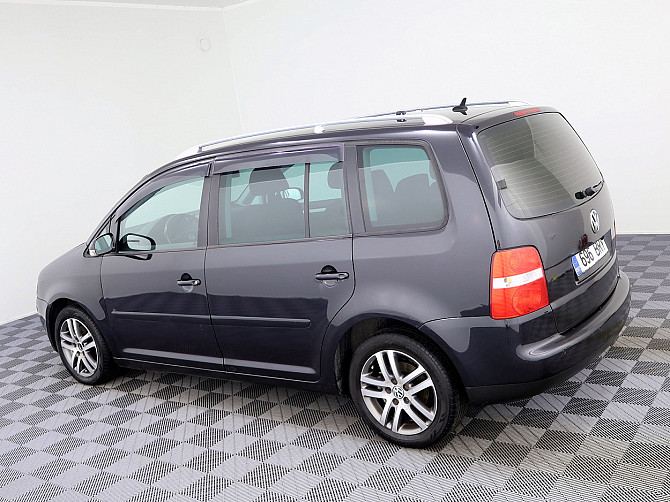 Volkswagen Touran Comfortline ATM 2.0 TDI 103kW Таллин - изображение 4