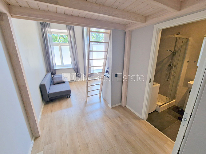 Projekts - Eksporta 12, renovēta māja, vieta vairākām automašīnām, cokolstāvs, logi vērsti Rīga - foto 9