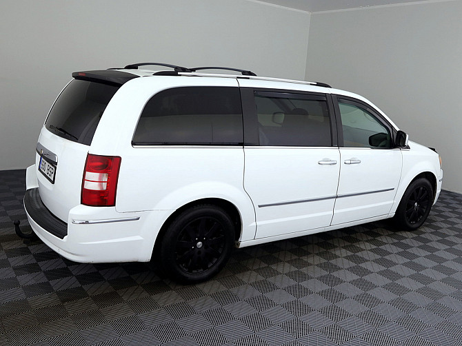 Chrysler Grand Voyager Stow N Go Limited 2.8 CRD 120kW Таллин - изображение 3