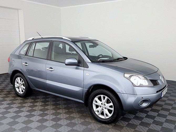 Renault Koleos Comfort 4x4 LPG 2.5 126kW Таллин - изображение 1