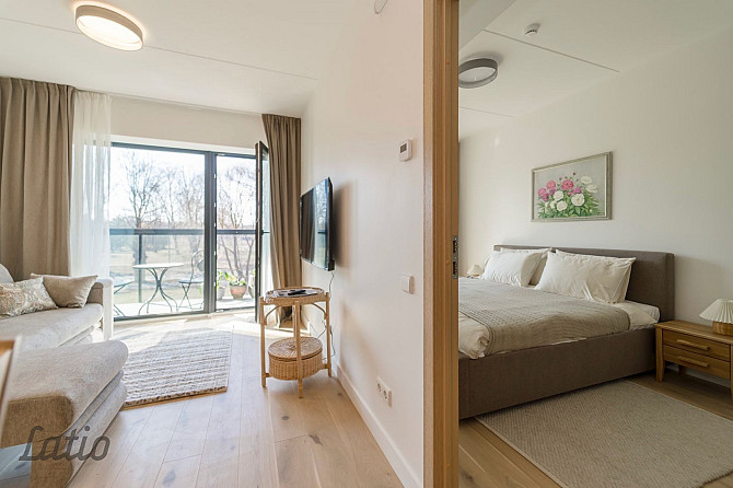 Izīrē modernu 2 istabu dzīvokli Mežaparkā, Mirdzas Ķempes ielā 

Tiek izīrēts jauns, Rīga - foto 3