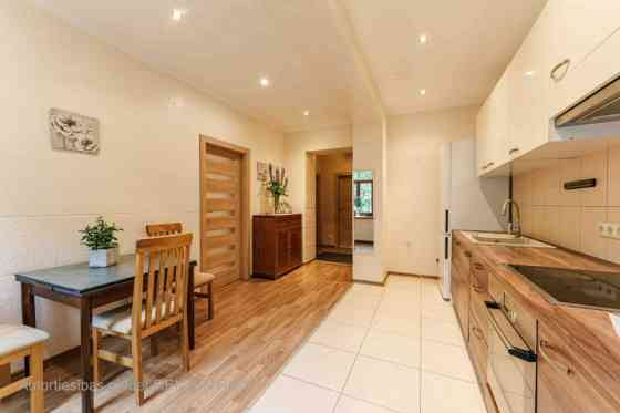 Тёплая и светлая 2-комнатная квартира в самом сердце Агентскалнса  место, куда Rīga