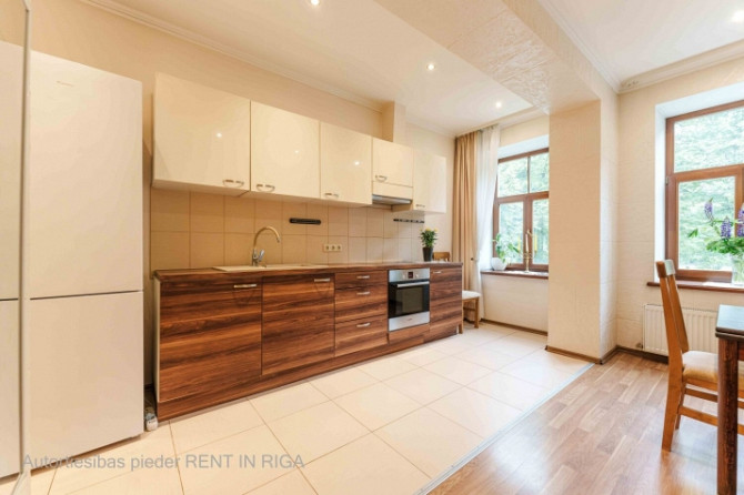 Silts un gaišs 2 istabu dzīvoklis Āgenskalna sirdī  vieta, kur gribas palikt.  Šis dzīvoklis Rīga - foto 5