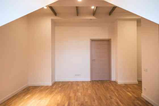 Jauns divu istabu dzīvoklis! Piedāvājam Jums unikālu iespēju iegādāties augstākās kvalitātes mansard Rīga