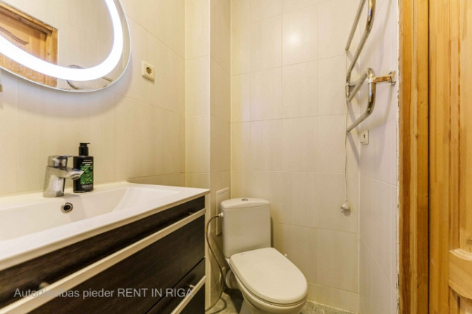 Pārdod mājīgu un siltu 1-istabas dzīvokli Rīgas centrā!  Gaišs, omulīgs un pilnībā Rīga - foto 6