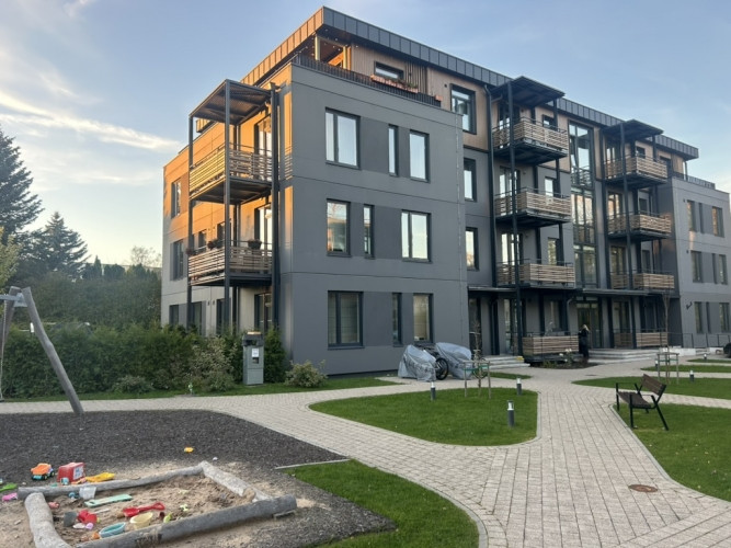 Gaumīgs 3 istabu dzīvoklis jaunajā projektā Mežaparka Villages.  Piedāvājumā gaišs un Rīga - foto 1