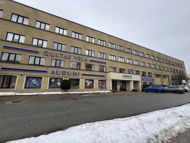 Iznomā telpas ražotnei/noliktavai.  Betona grīga, 1. stāvs.  Vārti zemes līmenī. Griestu Rīga - foto 4