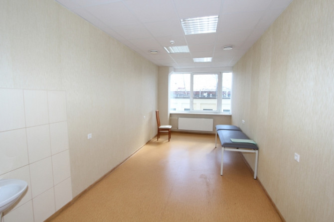 Pieejamas telpas ar izlietni kompleksā Dzintars. Telpas nodrošinātas ar diennakts apsardzi, Rīga - foto 1