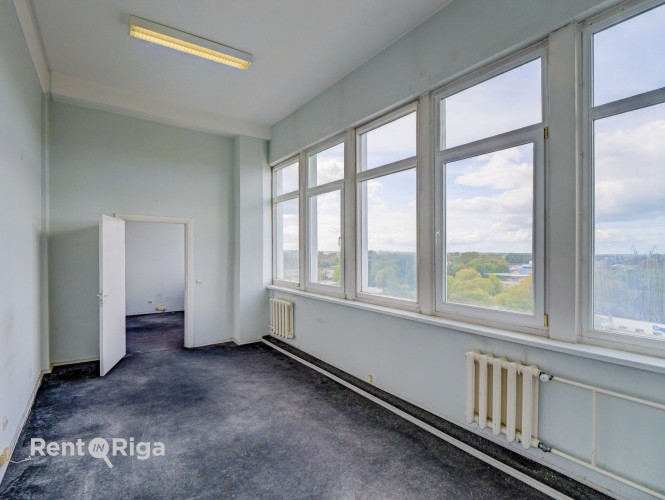 Kvalitatīvs, kompakta izmēra birojs renovētā ēkā  Ganību dambī 24D.  Birojs atrodas ēkas Rīga - foto 5